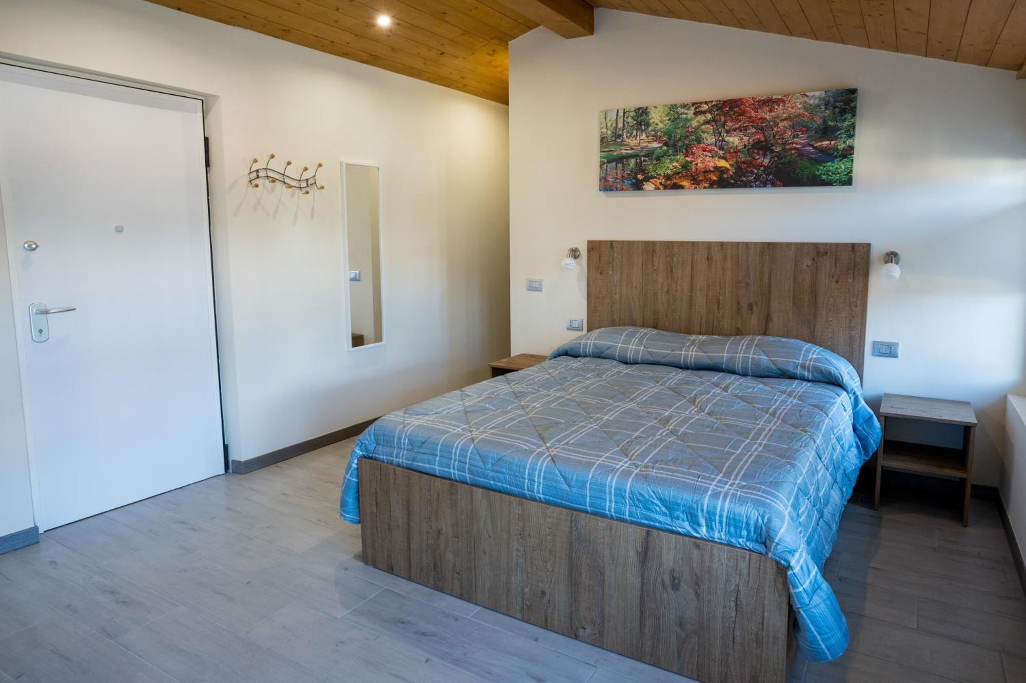 Residence Villa Eli โกโม ภายนอก รูปภาพ
