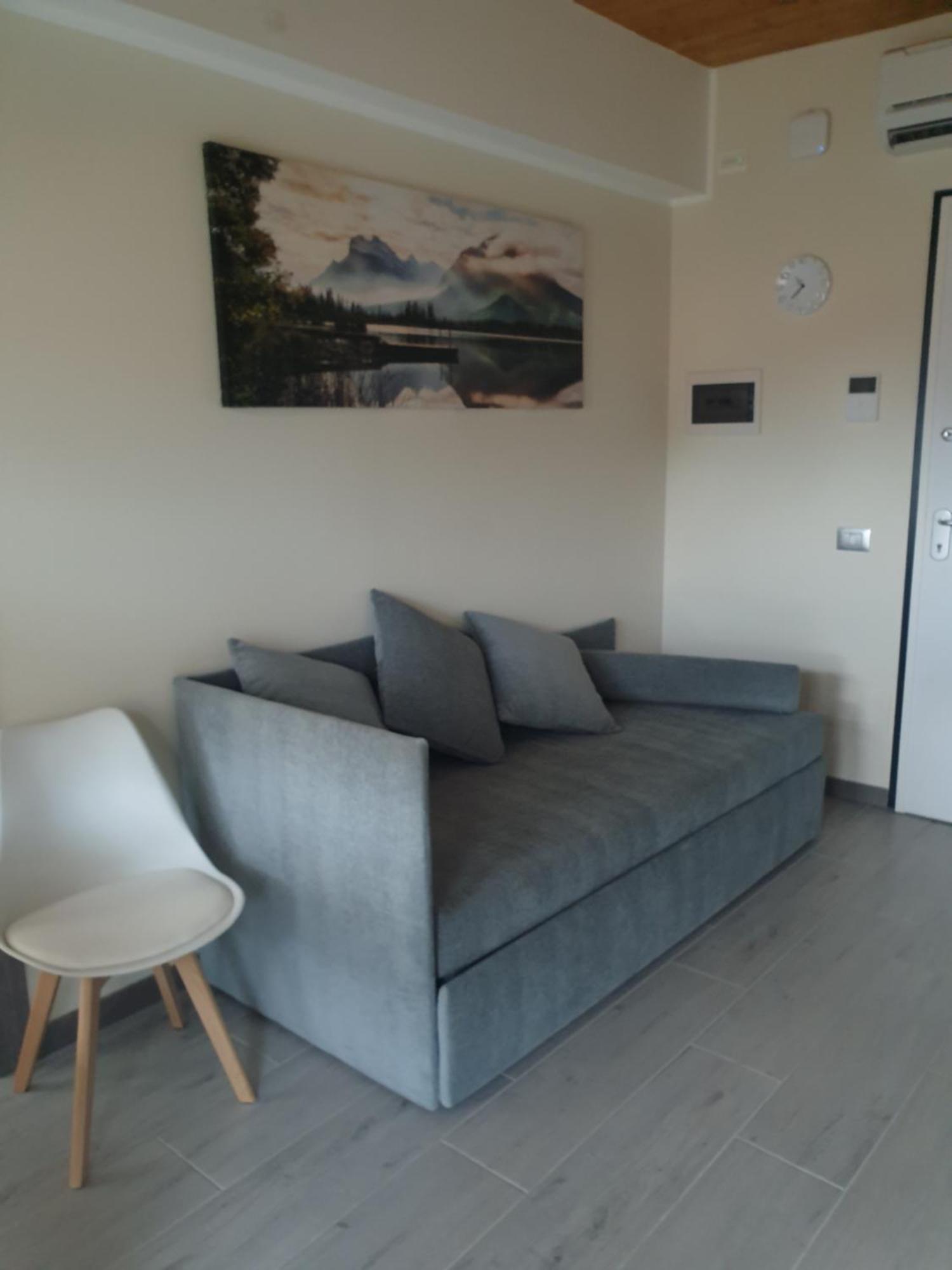 Residence Villa Eli โกโม ภายนอก รูปภาพ