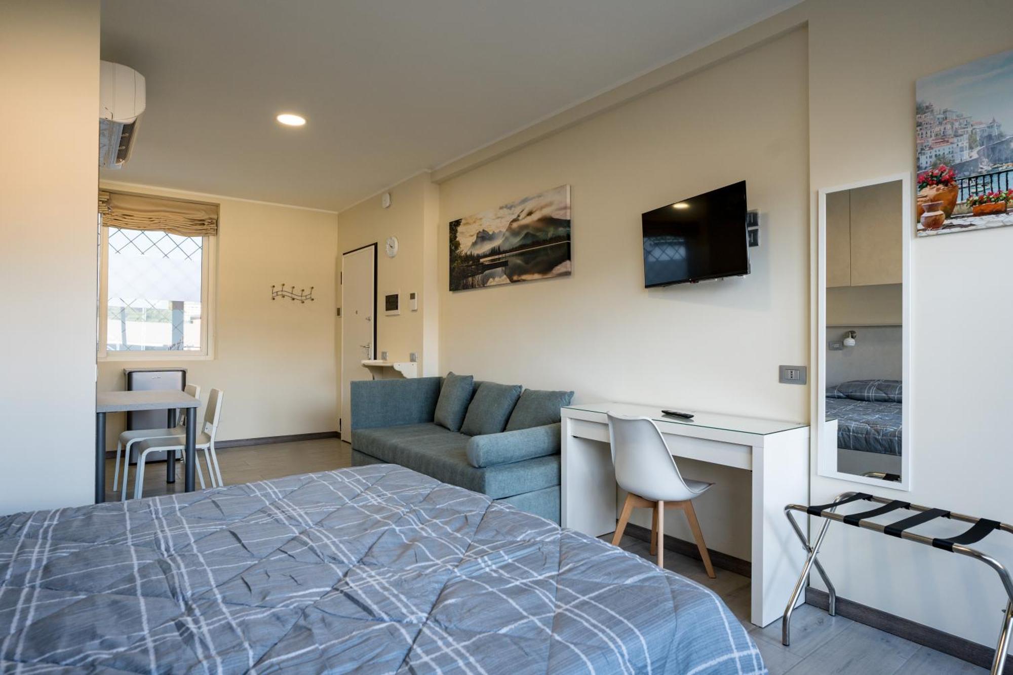 Residence Villa Eli โกโม ภายนอก รูปภาพ