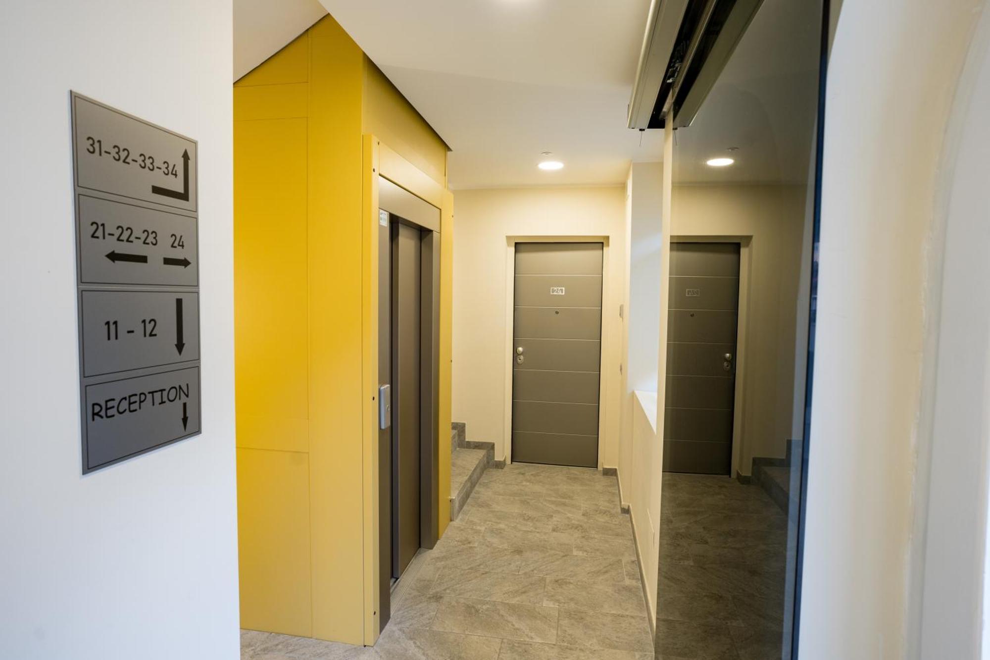 Residence Villa Eli โกโม ภายนอก รูปภาพ