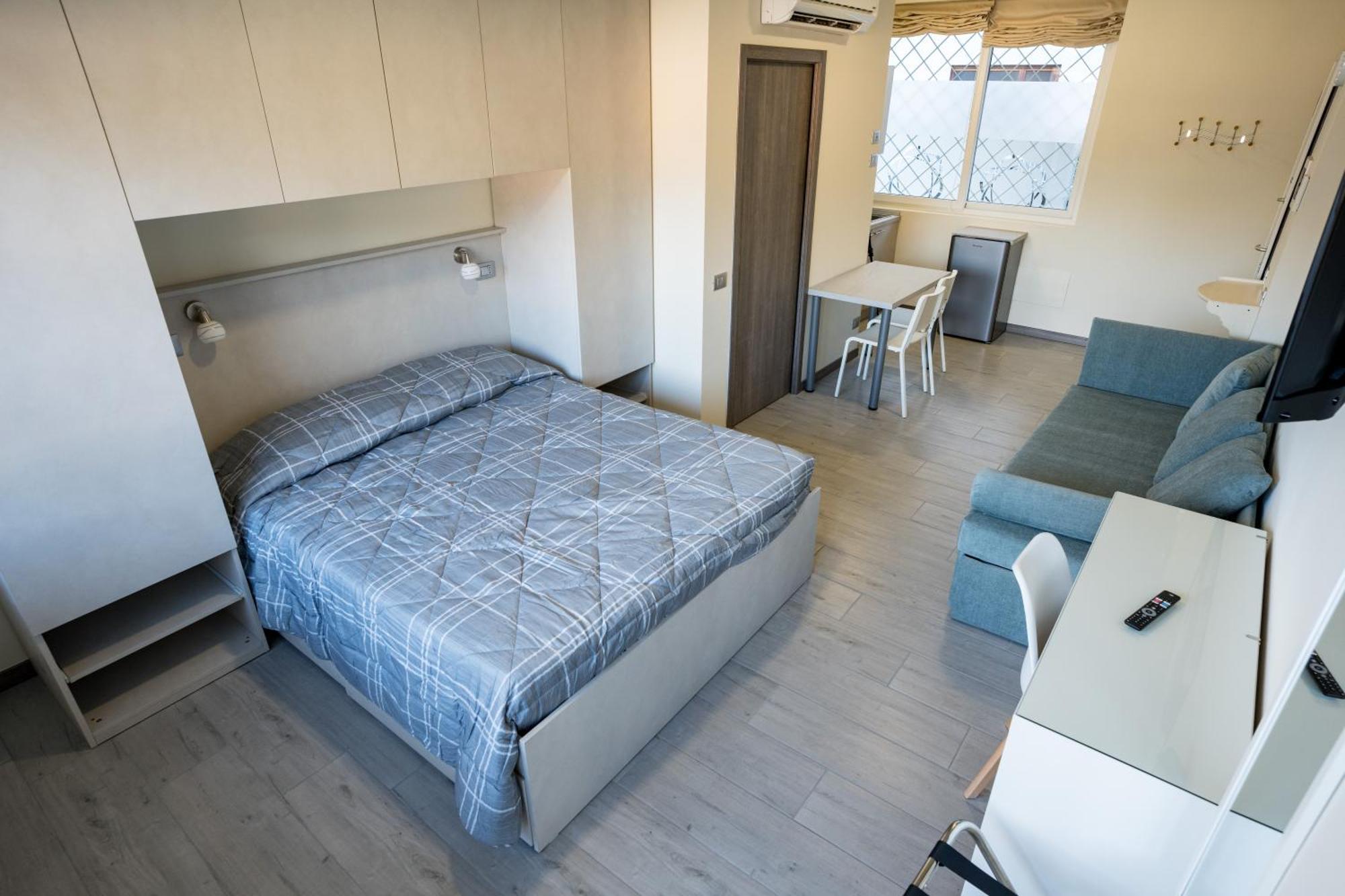 Residence Villa Eli โกโม ภายนอก รูปภาพ
